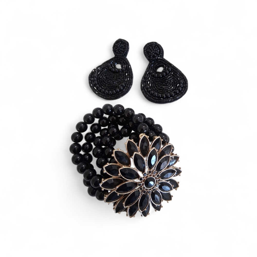 Vintage Hand-Curated Black Beaded Daisy Bracelet + Seed Bead Dangle Earring Set